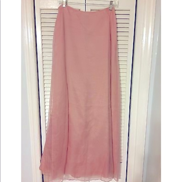 Laundry By Shelli Segal Dresses & Skirts - Laundry by Shelli Segal Pink Silk Skirt size 6 NWT